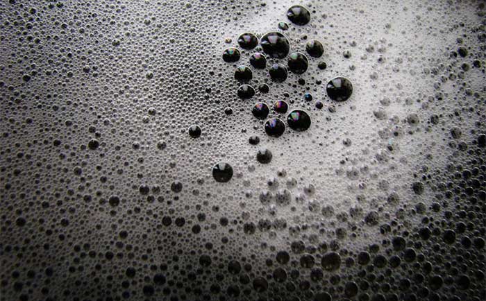 (圖:切削液泡沫現(xiàn)場)