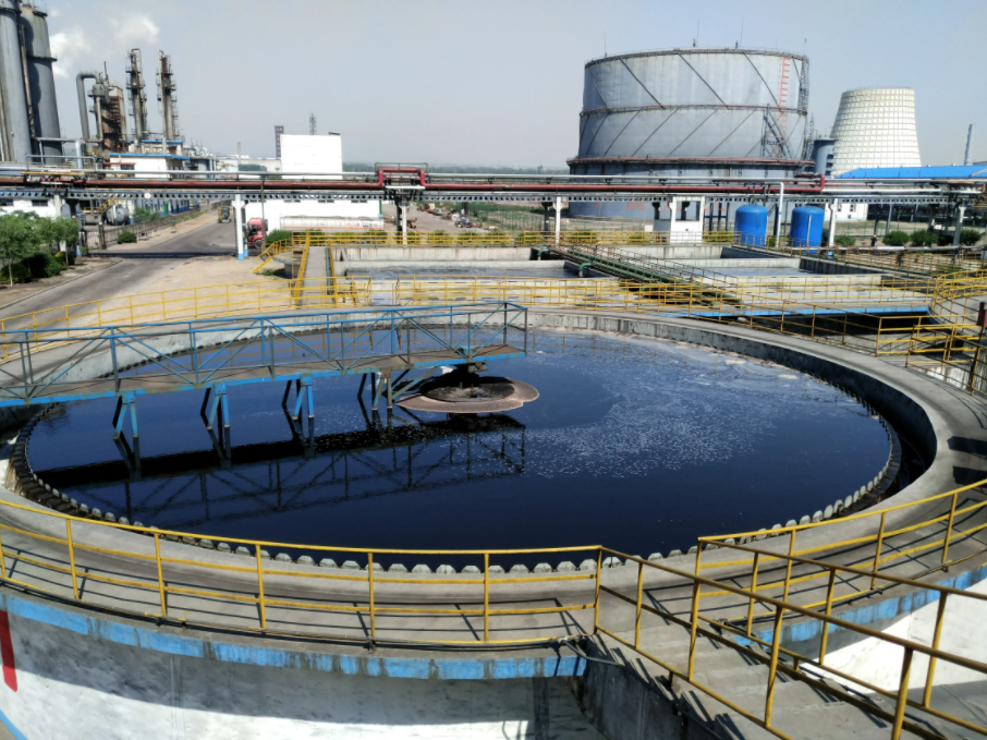 （圖：有機硅水處理消泡劑除泡效果）