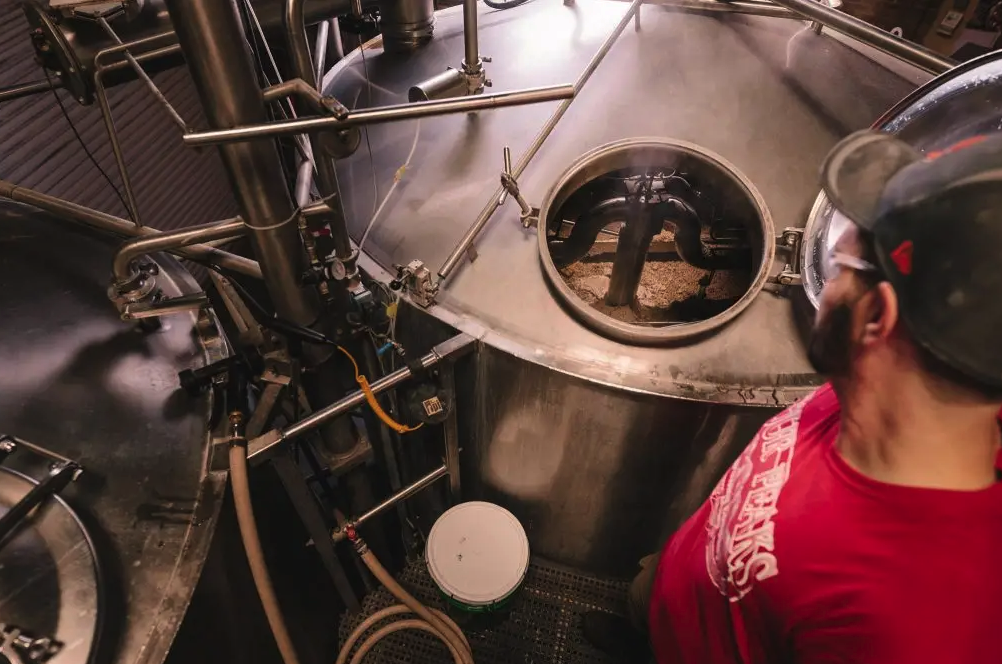 (圖:工業(yè)制糖起泡)