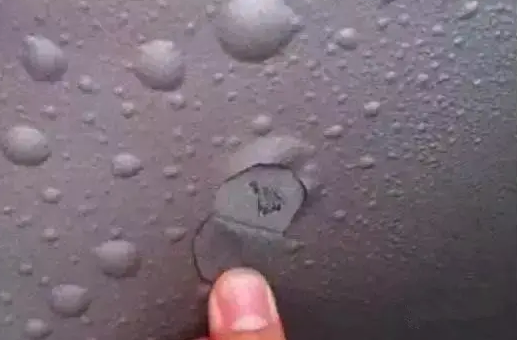 （圖：油墨起泡）